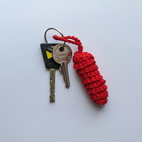 Pampille rouge  au crochet pour porte clé  ou sac , bijou de sac