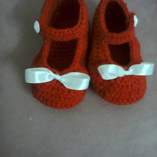 Chaussure Bebe Rouge Crochet Fait Main Un Grand Marche