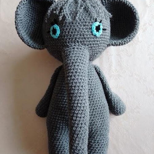 Eléphant  au crochet