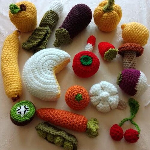 Lot de dinette au crochet fruit légume, fromage