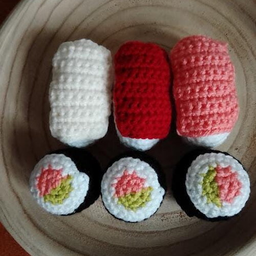 Dinette asiatique au crochet sushi