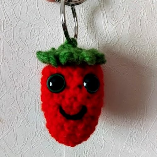 Porte-clé fraise au crochet
