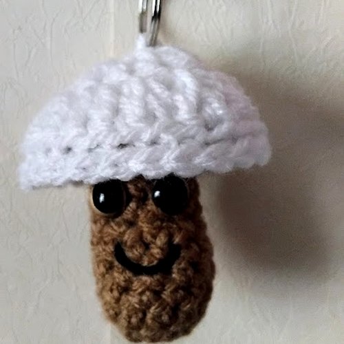 Porte-clé champignon au crochet