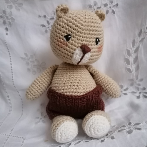 Ours au crochet personnage en coton oeko-tex pour les enfants et les grands enfants