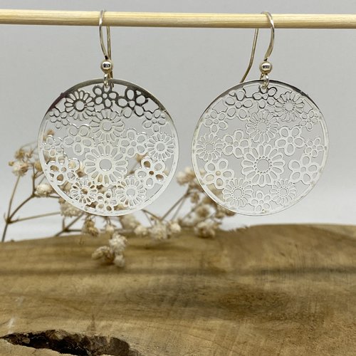 Boucles d’oreilles métal à fleurs