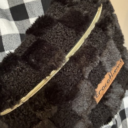 Sac banane damier noir moumoute bouclettes