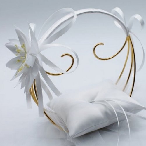 Porte alliances lotus,doré et blanc personnalisé avec prénoms et date