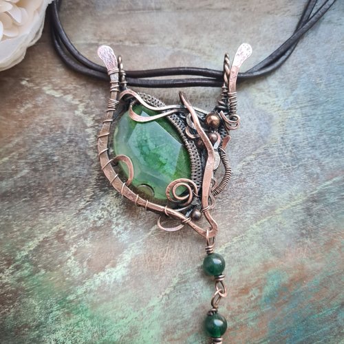 Collier en cuivre avec agate «verdure des forêts»