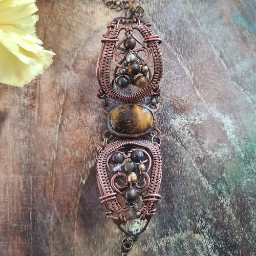 Bracelet artisanal en cuivre patiné et œil de tigre – labyrinthe doré – pièce unique