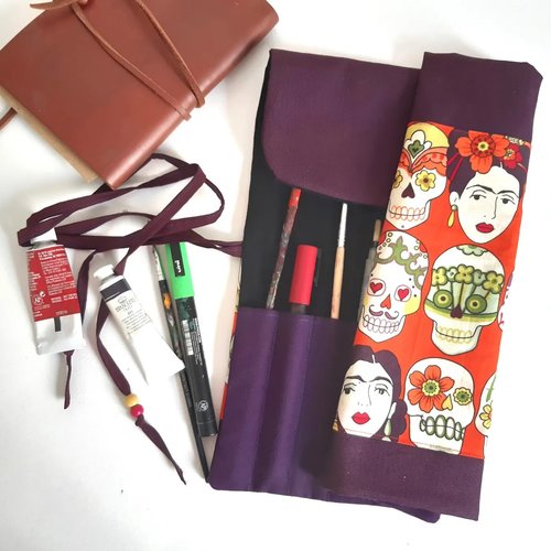 Pochette trousse artiste peinture pinceaux dessin frida accessoire peinture