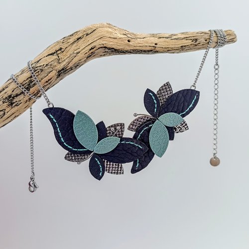 Collier entrelac de fleurs en cuir violet turquoise et argenté, chaîne ras de cou argentée à fleurs en cuir
