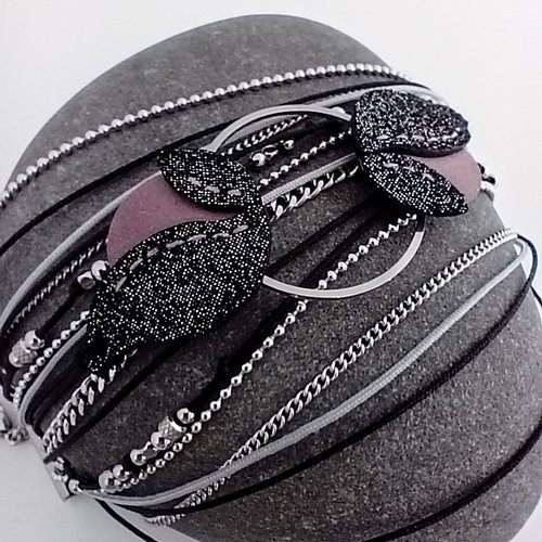 Bracelet multirang "cascade" rose noir et argenté en cuir chaînes et perles, large bracelet avec anneau réglable en acier et cuir rose