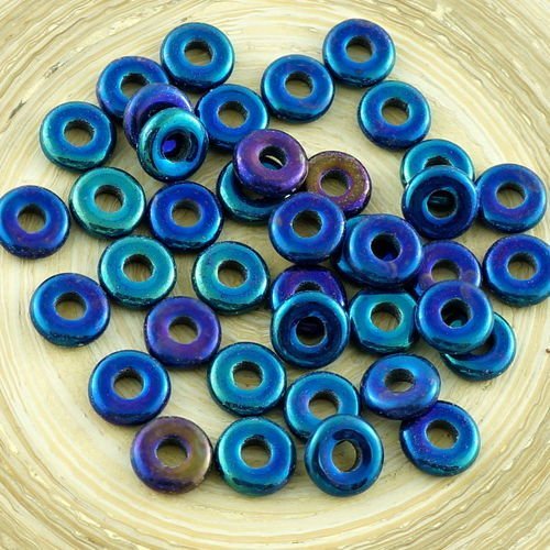 20pcs metallic blue iris tchèque verre plat anneau de perles en forme de o grand trou de beigne 8mm sku-30102