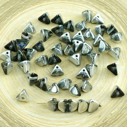 50pcs cristal héliotrope argent demi-verre tchèque grand demi-pincée triangle entretoise de perles d sku-30198