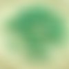 50pcs italien vert lustre verre tchèque grand demi-pincée triangle entretoise de perles de 4 mm x 7m sku-30207
