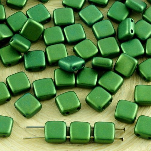40pcs or briller vert olive foncé mat tuile de verre tchèque perles 2 trous plat carré de 6mm x 6mm sku-31073