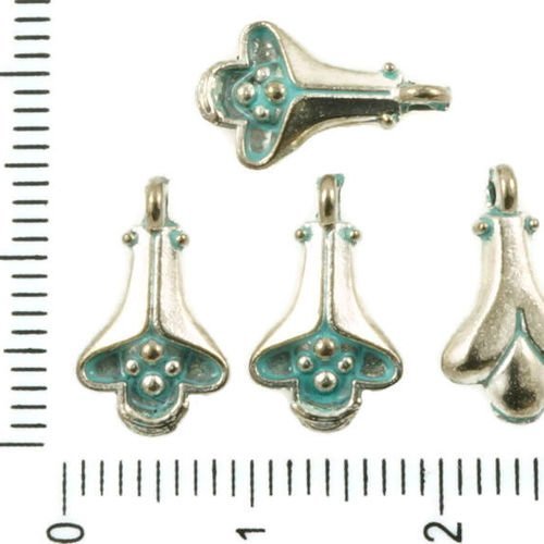 24pcs antique ton argent bleu turquoise patine laver bell fleur floral pendentifs charms tchèque mét sku-36336