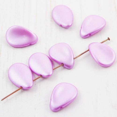 6pcs de perles pastel lilas pourpre violet pétale de fleur tchèque de verre 11 mm x 16mm sku-38011