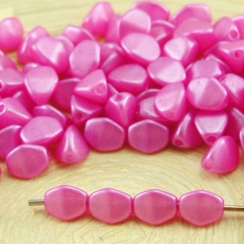 60pcs perle briller la lumière fuchsia valentine rose pincée bicone à facettes entretoise tchèque pe sku-32071