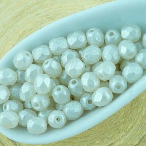 100pcs blanche-neige imitation de perles rondes à facettes feu poli petite entretoise tchèque de ver sku-33180