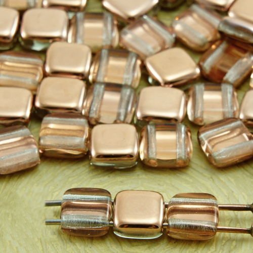 40pcs cristal métallique capri d'or de cuivre demi-tuile plate carrée 2 deux trou de verre tchèque p sku-33815