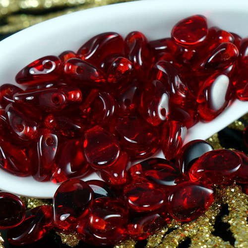 60pcs clair rouge foncé pip perles de verre tchèque pip preciosa pip fleur plate pétale de de 5mm x  sku-18031
