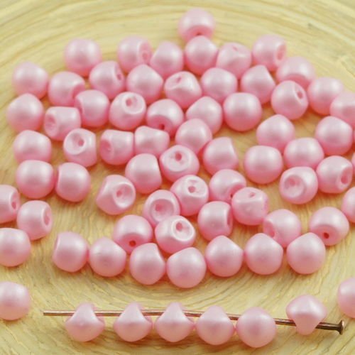 60pcs nacré saint-valentin en coton rose bonbon le plus petit champignon bouton tchèque perles de ve sku-31062