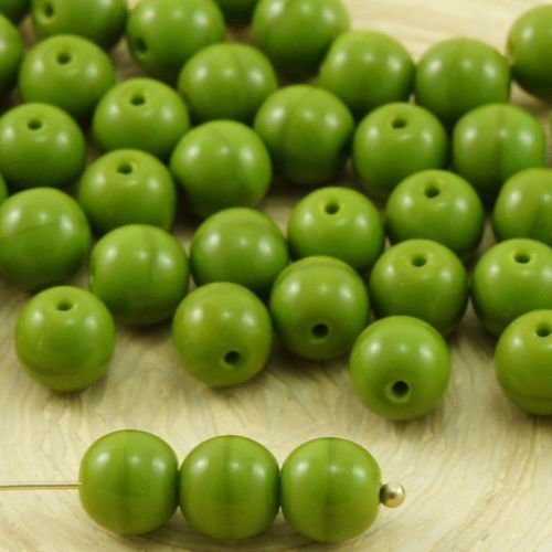 40pcs opaque vert olive foncé rond druk verre tchèque pressé perles de 6mm sku-31926