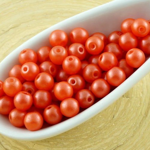 100pcs perles brillent rouge corail rond druk verre tchèque pressé de petite entretoise de 4mm sku-31061
