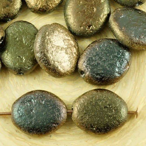 16pcs métallisé bronze vert la valentinite rugueux rustique gravée ovale plat en verre tchèque perle sku-37233