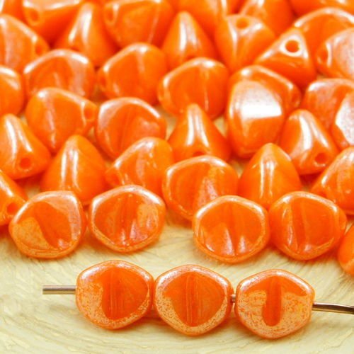 50pcs opaque lustre orange halloween grosse pincée bicone facettes en verre tchèque perles d'entreto sku-32042