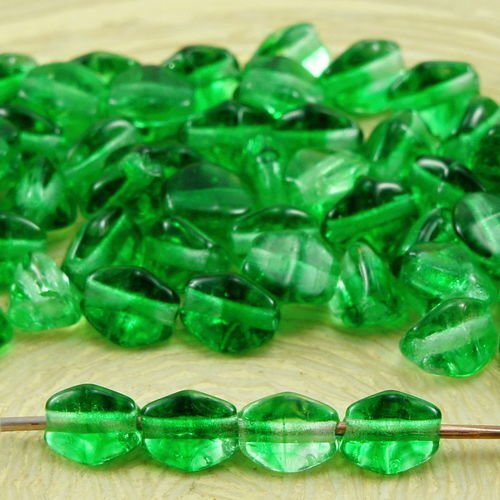60pcs cristal vert pincée bicone à facettes entretoise tchèque perles de verre de 5mm sku-32088