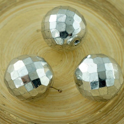 2pcs extra large metallic argent vieilli ronde tchèque en verre à facettes feu poli perles chunky 20 sku-29135