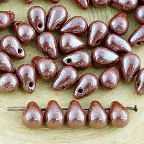 40pcs opaque brun éclat d'une larme petite de verre tchèque perles de 4 mm x 6 mm sku-35044