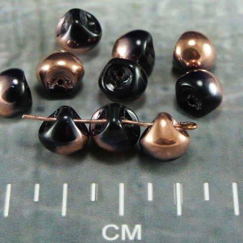 Opaque noir or capri de la moitié des champignons bouton de verre tchèque perles de 9mm x 8mm 12pcs sku-26402