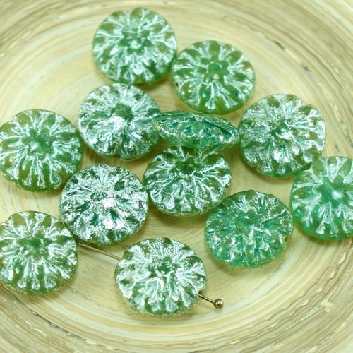 Rustique cristal chrysolite vert argent lustre verre tchèque plat sculpté de fleurs de perles de piè sku-27523