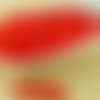 100pcs opale rouge rond druk verre tchèque pressé perles de petite entretoise de 4mm sku-31859