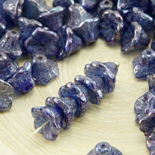 40pcs crystal blue mix de lapis-lazuli mélange de violet nébuleuse de la petite cloche de fleur de b sku-32347