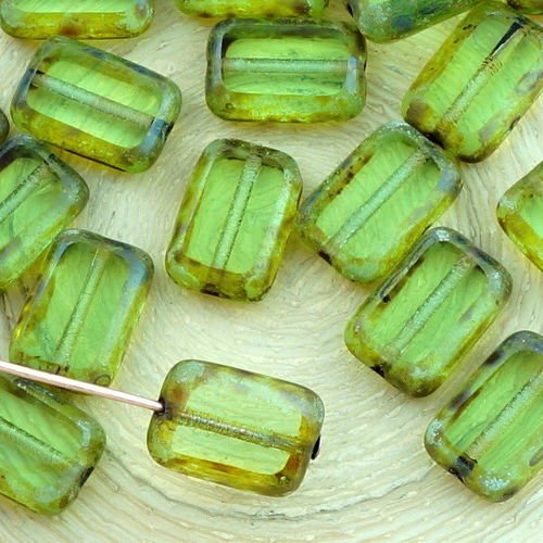 8pcs picasso brun cristal péridot vert de la table de découpe à plat rectangle de verre tchèque perl sku-32472