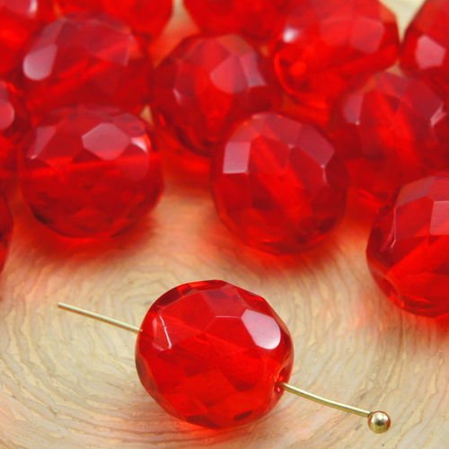 8pcs cristal rouge rubis clair ronde à facettes feu poli entretoise tchèque perles de verre de 10mm sku-33323