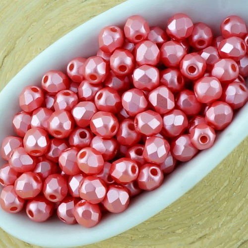 100pcs pastel perle de lumière rouge corail valentine rose ronde à facettes feu poli petite entretoi sku-33013