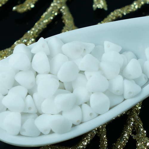 80pcs craie blanc mat pincée tchèque perles de verre de 5mm sku-18790