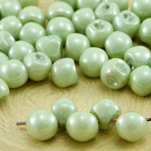30pcs blanc albâtre opale vert lustre champignon bouton tchèque perles de verre de 5mm x 6mm sku-32400