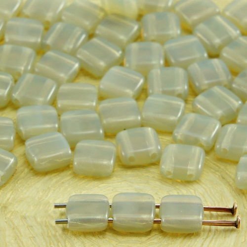 40pcs opale gris carreau plat carré 2 deux trou de verre tchèque perles de 6mm sku-33499
