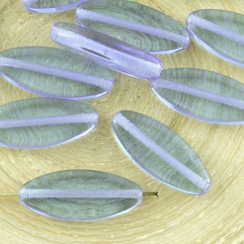 8pcs cristal alexandrite clair violet ovale et plate de pétales de verre tchèque perles de 9mm x 20m sku-33736
