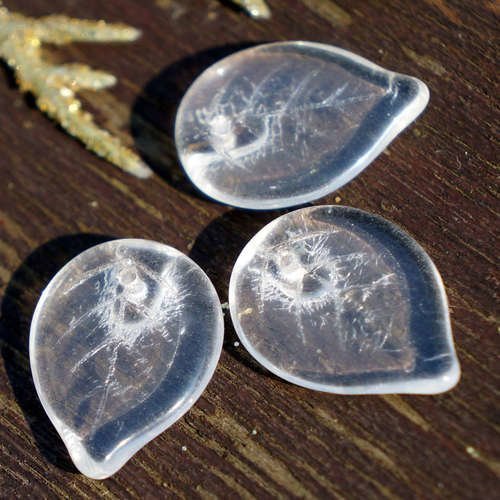 10pcs gros cristal clair tchèque en verre de plat de feuille de perles sculptées de feuilles de 18mm sku-17016