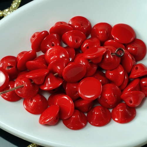 Opaque rouge verre tchèque pin de bouton de perles rondes plates tissage 7mm x 4mm 40pcs sku-21618