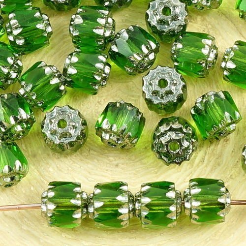 20pcs cristal vert metallic silver verre tchèque cathédrale facettes feu poli perles de 6mm de noël sku-35723