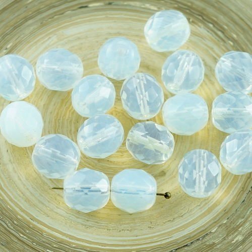 10pcs de la mer de lune opale blanc verre tchèque ronde à facettes feu poli perles 10mm sku-29066