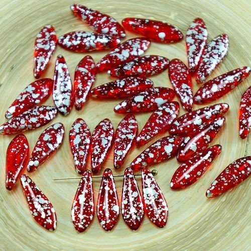 30pcs cristal rouge rubis patine argent repéré en pointillés verre tchèque poignard perles feuille p sku-27413